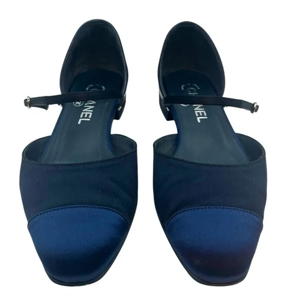 CHANEL Navy Satin Cap Toe Ankle Strap CC Flats 38.5EU - Picture 3 of 16